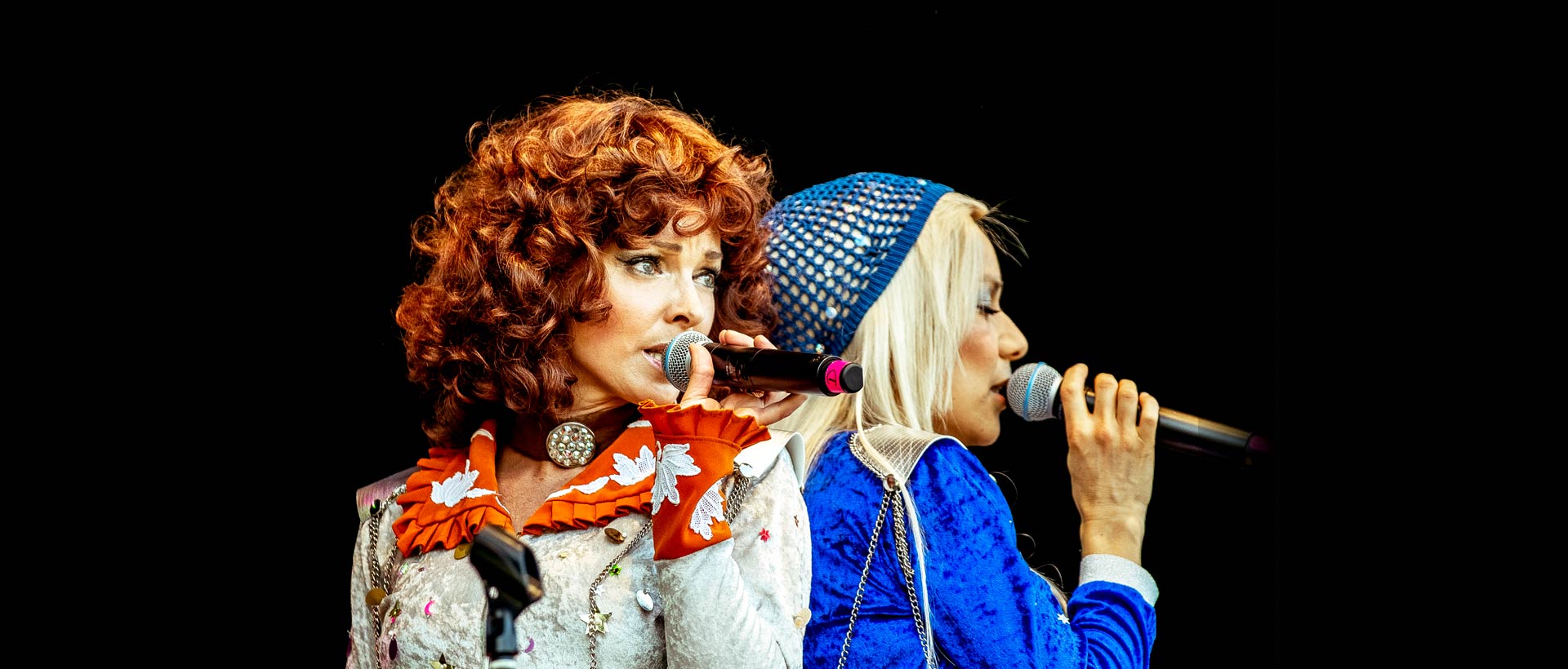 Agnetha und Anni-Frid zusammen auf der Bühne 70er Jahre