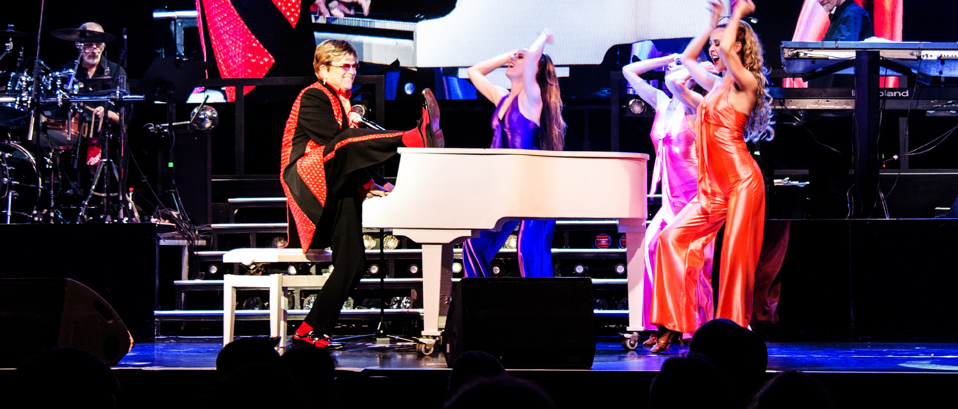 Elton John_ Klavier_ Stars in Concert_Buehne_Berlin